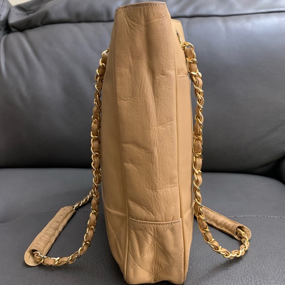 Chanel Vintage Shopping Tote 24k GHW - Picture 3 of 16